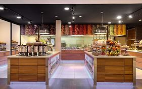 Moevenpick Hotel Amsterdam City Centre